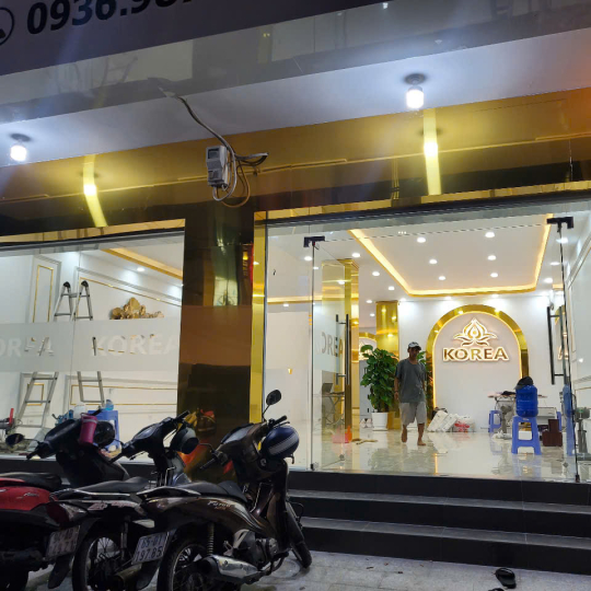 Trang Trí Showroom Đẹp – Thu Hút Khách Hàng Ngay Từ Cái Nhìn Đầu Tiên